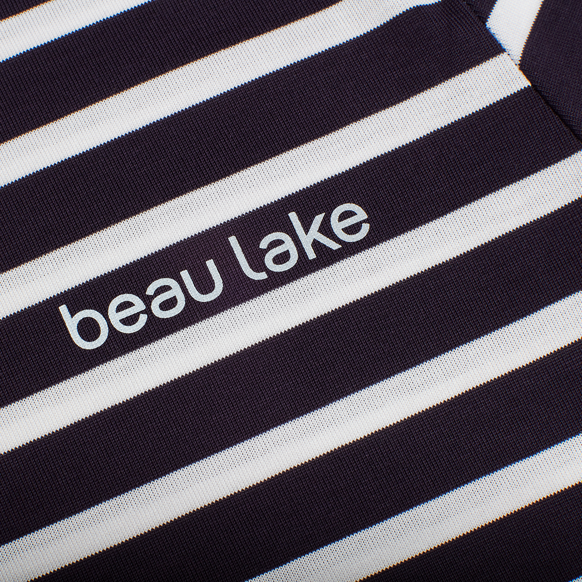 Men's Long Sleeve Close-Up